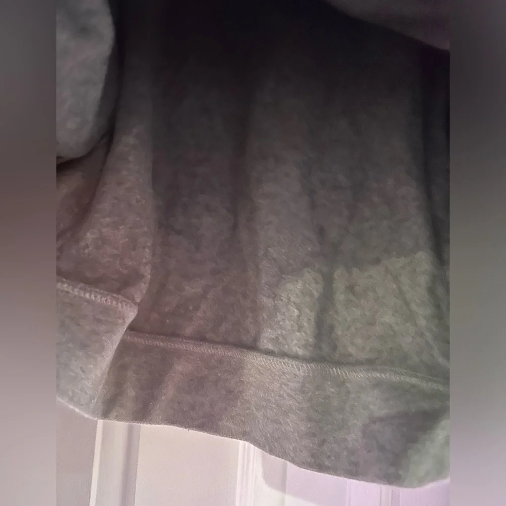 VANS Floral Hoodie 🌺 - Picture 4 of 6